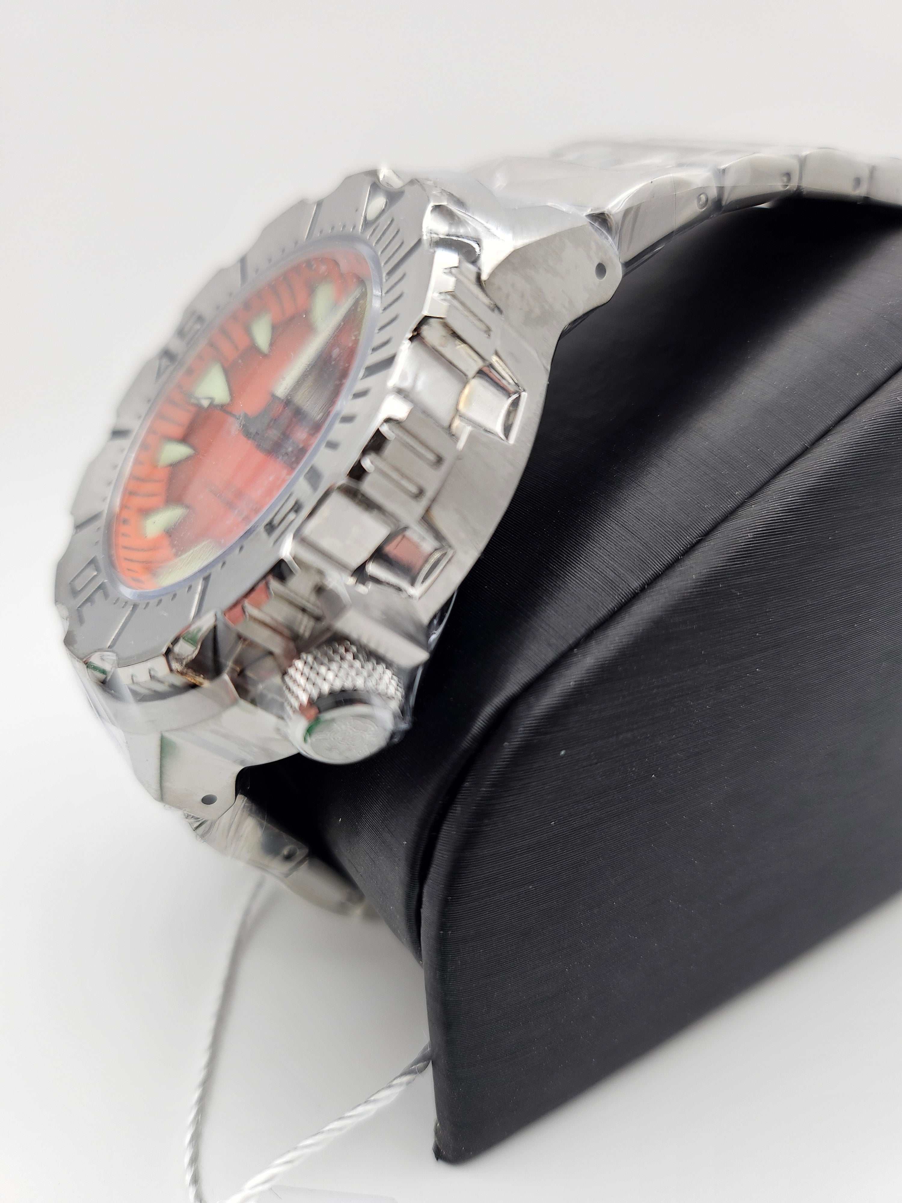 Steeldive SD1984 "MONSTER". Orange Dial, Stainless Steel Band.