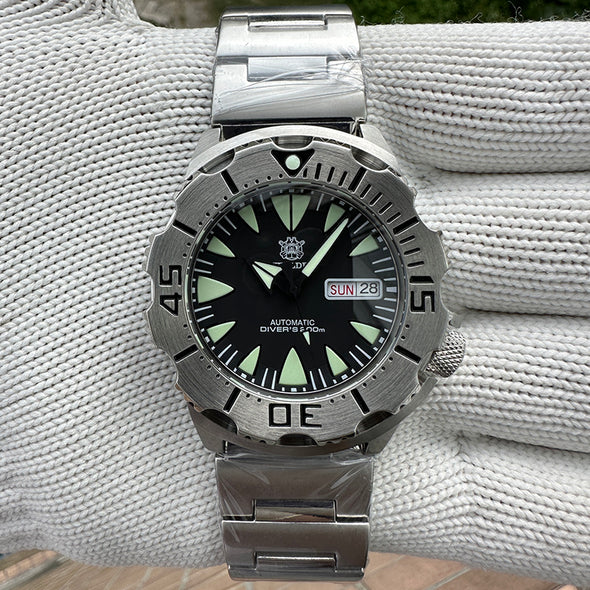 Steeldive SD1984 "MONSTER". NH36. Black Dial. Stainless Steel Bracelet